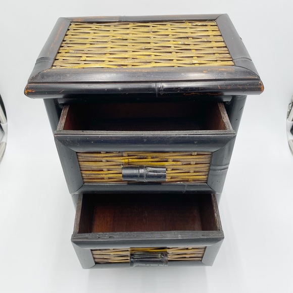 Mini Rattan Cabinet / Jewelry Box With 2 Drawers - Picture 2 of 11